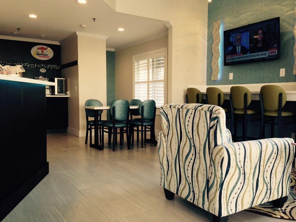 Motel Super 8 By Wyndham Mountain View Esterno foto
